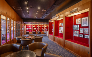 フリードリンクラウンジ